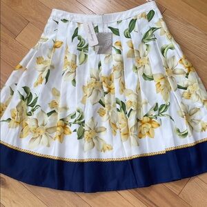 Tommy Bahama “Knot A Floral Skirt”-100% Silk-Size 4-Vintage-With Tags Attached